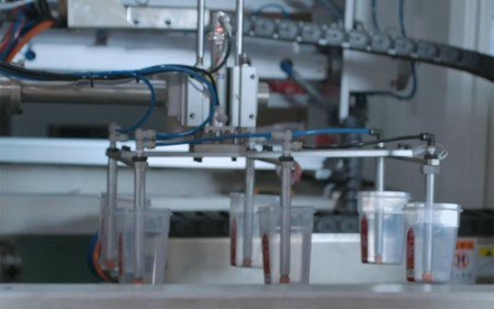 Máquina de moldeo por inyección totalmente automática de alta velocidad